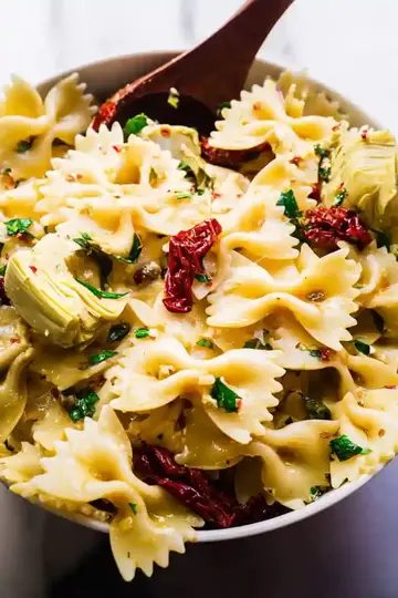 Bowtie Pasta Salad with Tomatoes