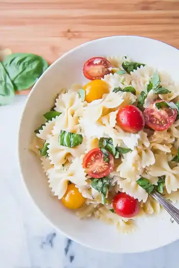 Fresh Caprese Pasta Salad Recipe