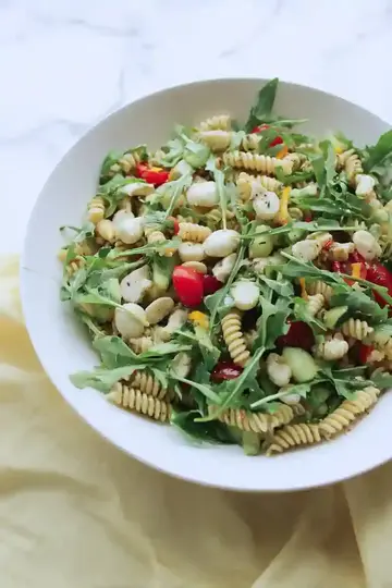 Refreshing Pasta Salad with Vinaigrette