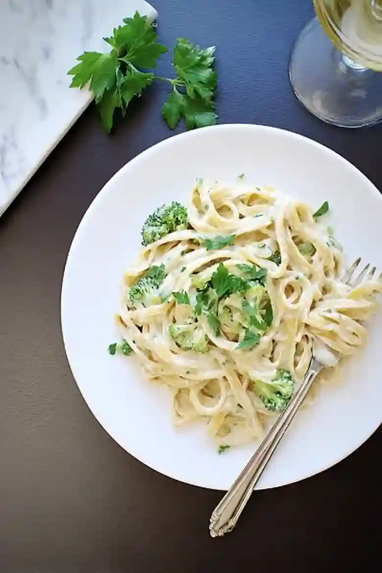 Creamy Broccoli Fettuccine Alfredo - 1