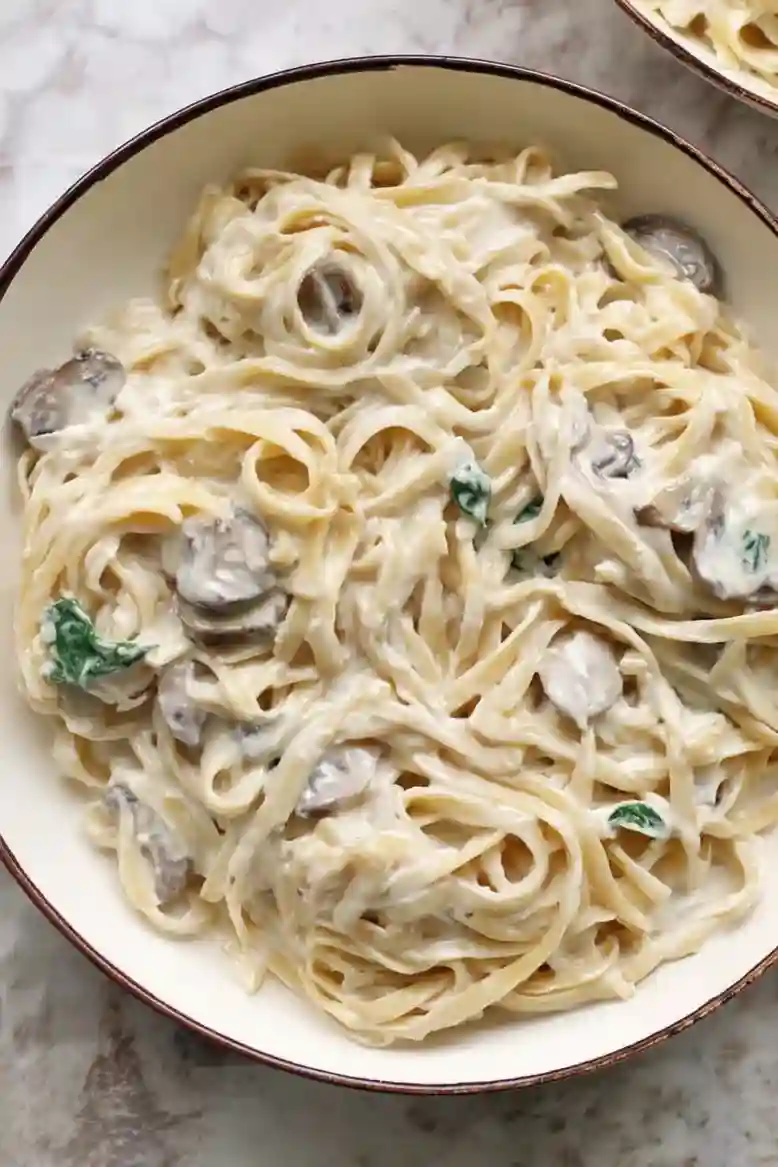 Creamy Fettuccine Mushroom Alfredo - 1