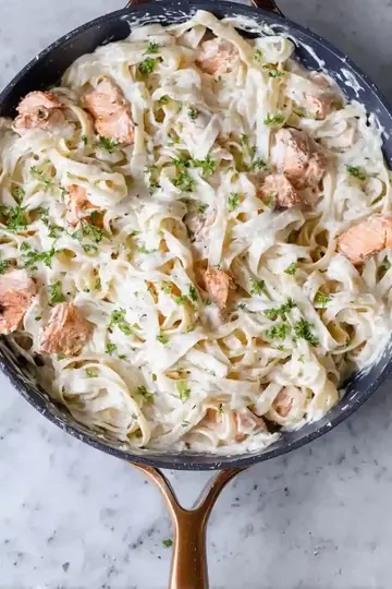 Delicious Salmon Alfredo Recipe