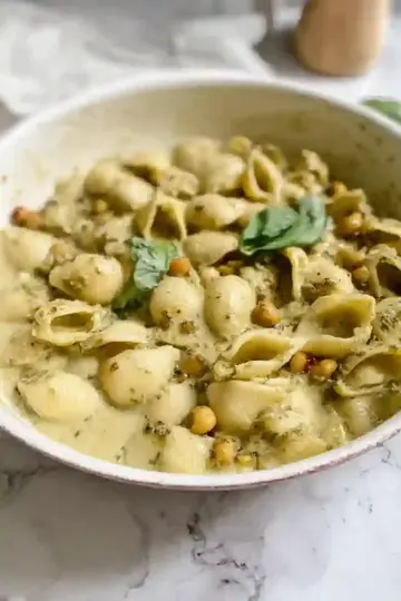 Easy Pesto Alfredo Pasta Shells