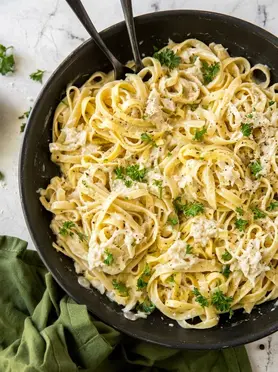 Creamy Crab Fettuccine Recipe