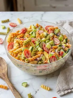 Creamy Garlic Hummus Pasta Salad