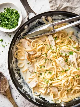 Creamy One Pot Chicken Alfredo